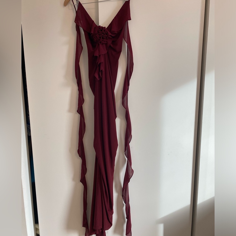 Elegant Backless Burgundy Dress